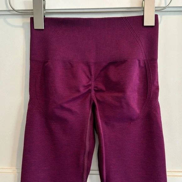 Women's Purple Leggings - Picture 3 of 4